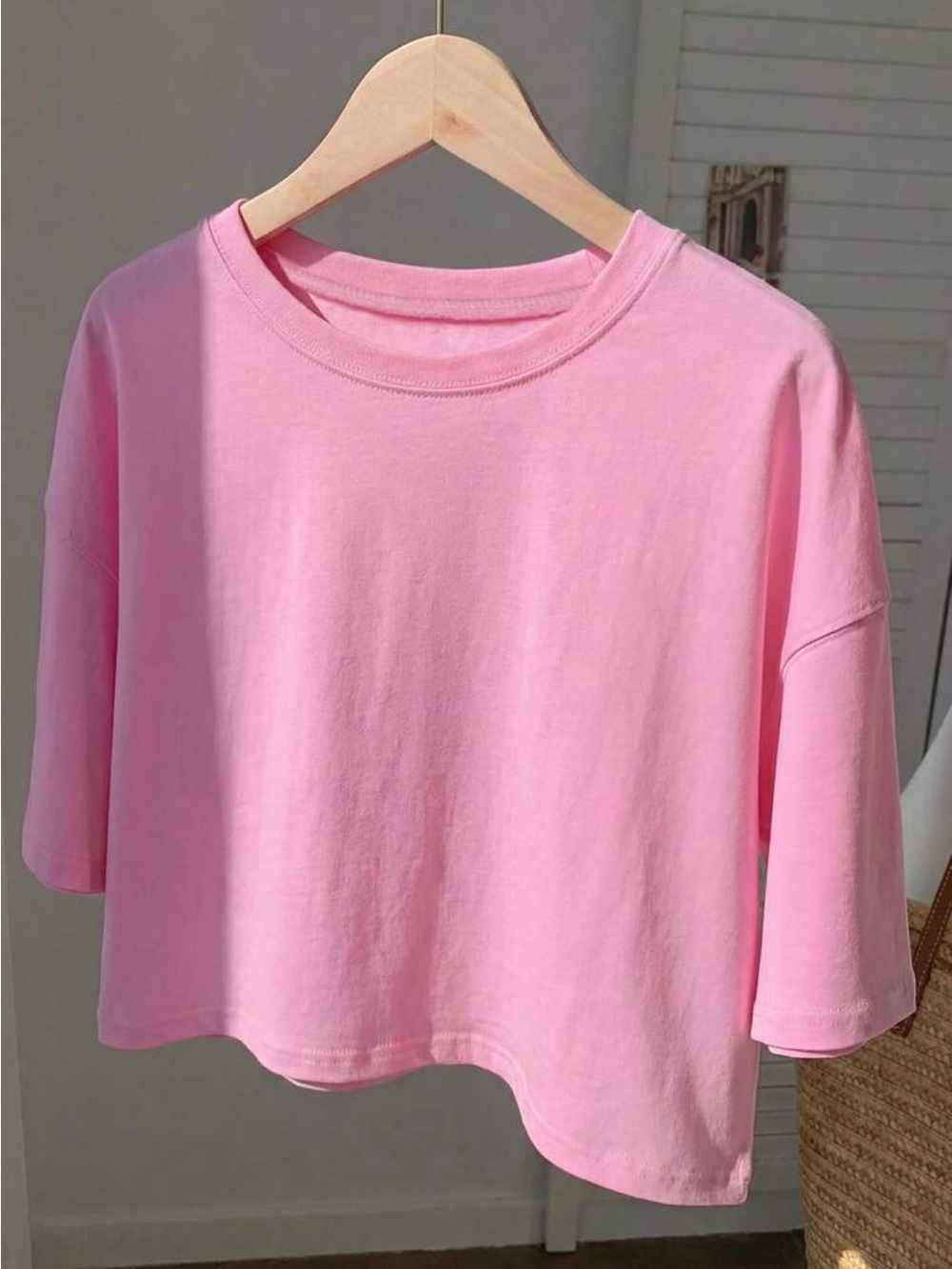 Relaxed Crewneck Short Sleeve Top in Soft Pink